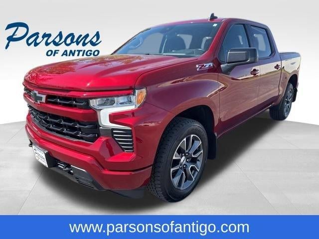 2022 Chevrolet Silverado 1500 Crew Cab Short Box 4-Wheel Drive RST in Cherry Red Tintcoat — front three-quarter view