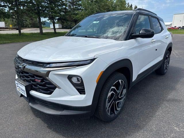 2026 Chevrolet Trailblazer RS in Iridescent Pearl Tricoat — front three-quarter view